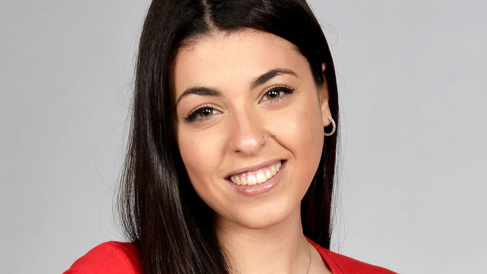 Lola sorprende con el antes y el después de su liposucción de alta definición