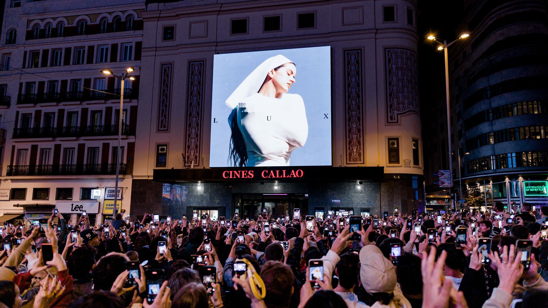 Portada del disco de Rosalía, en Callao