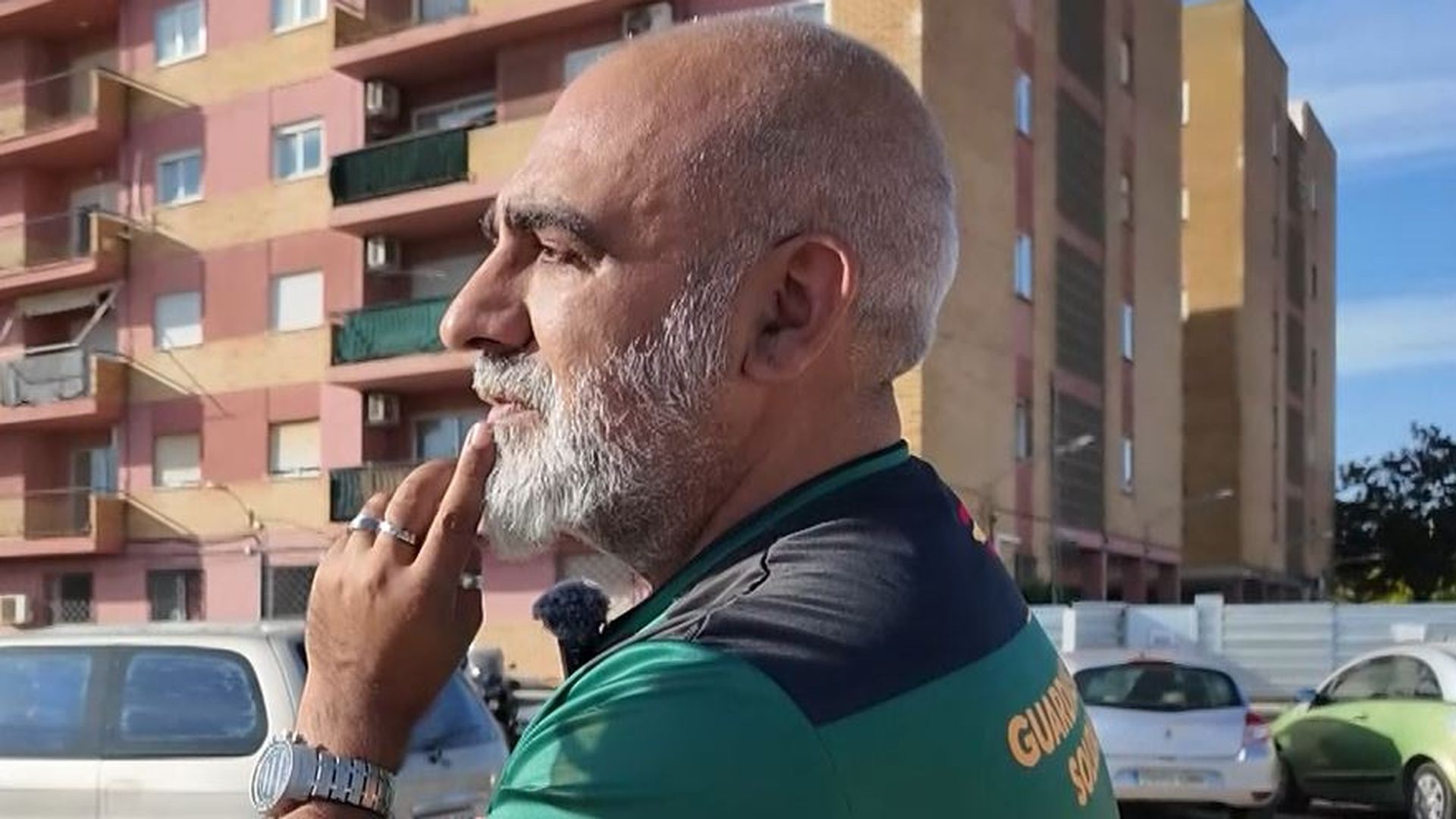 Roberto, Guardia Civil Solidario