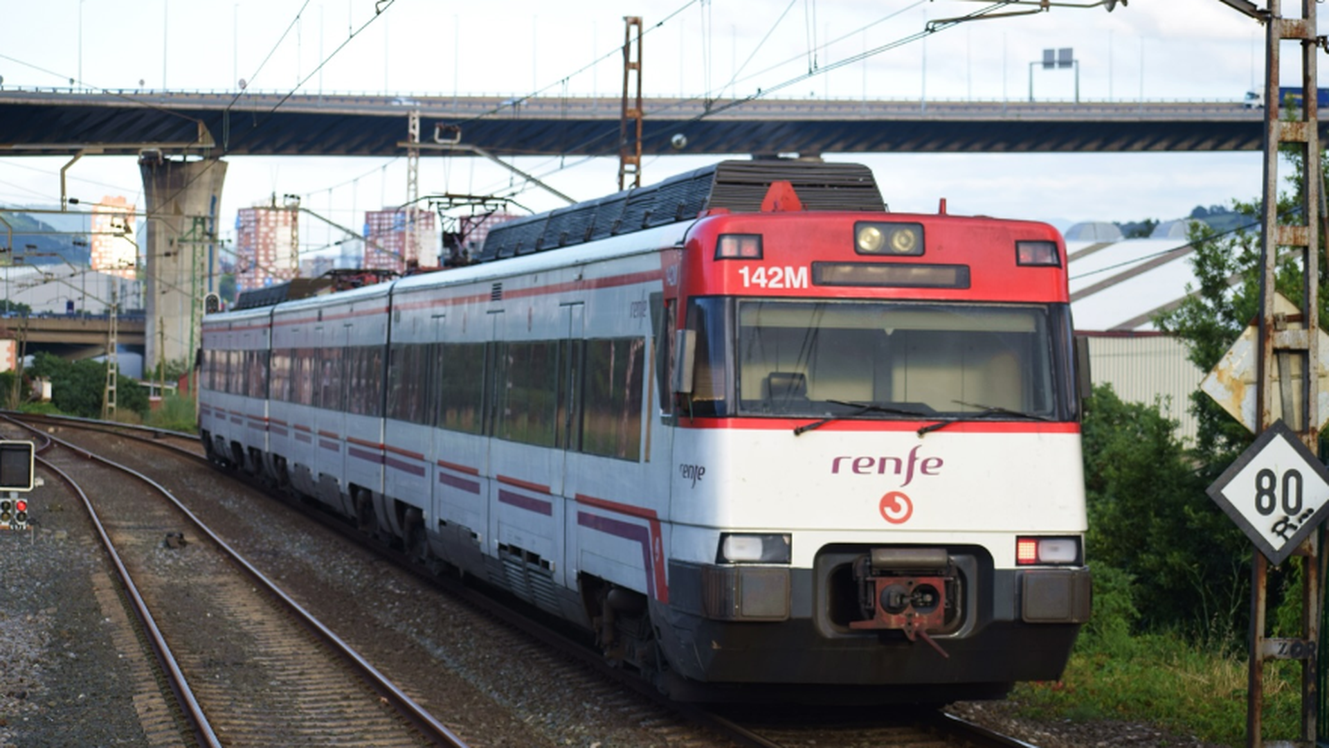 Tren procedente de Muskiz y con destino Bilbao
