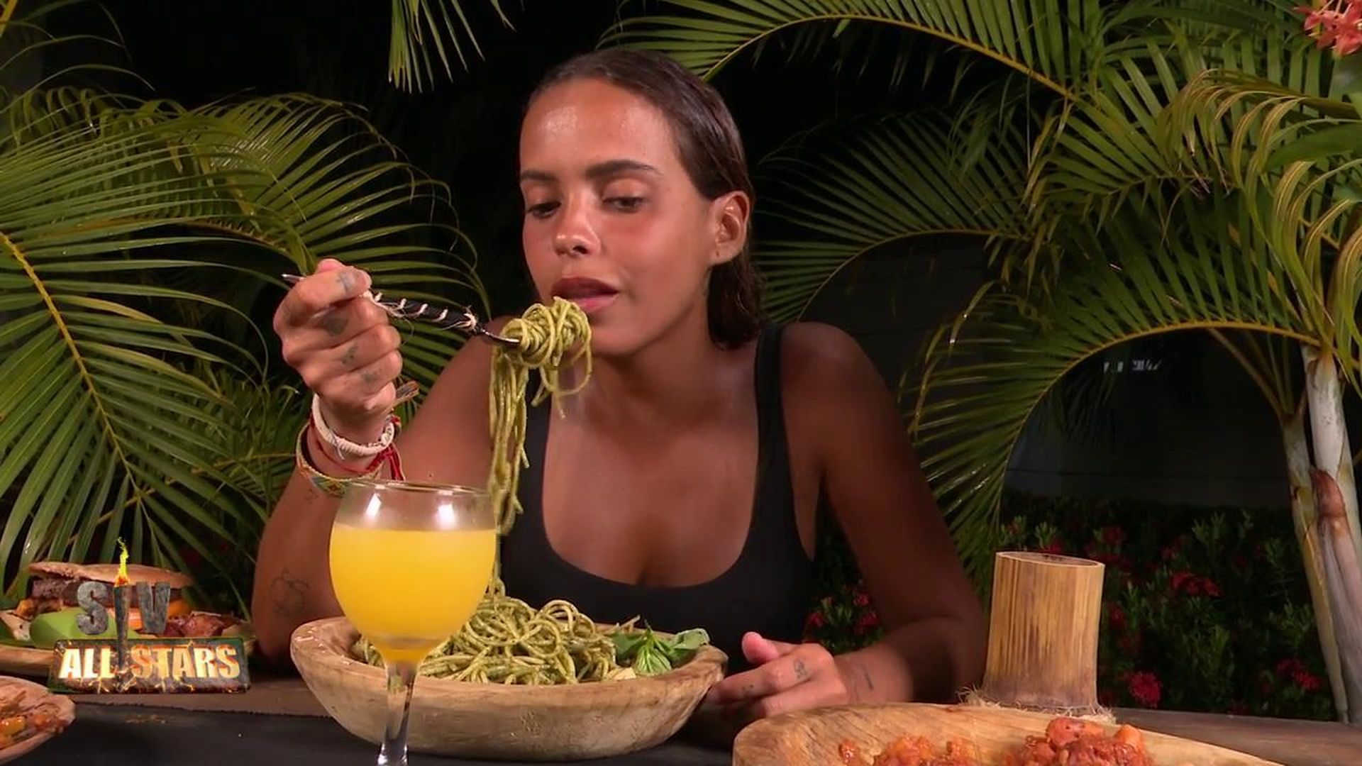 2025_10_22-2033-REC_Telecinco_REC.ts.0x0.158504870391300