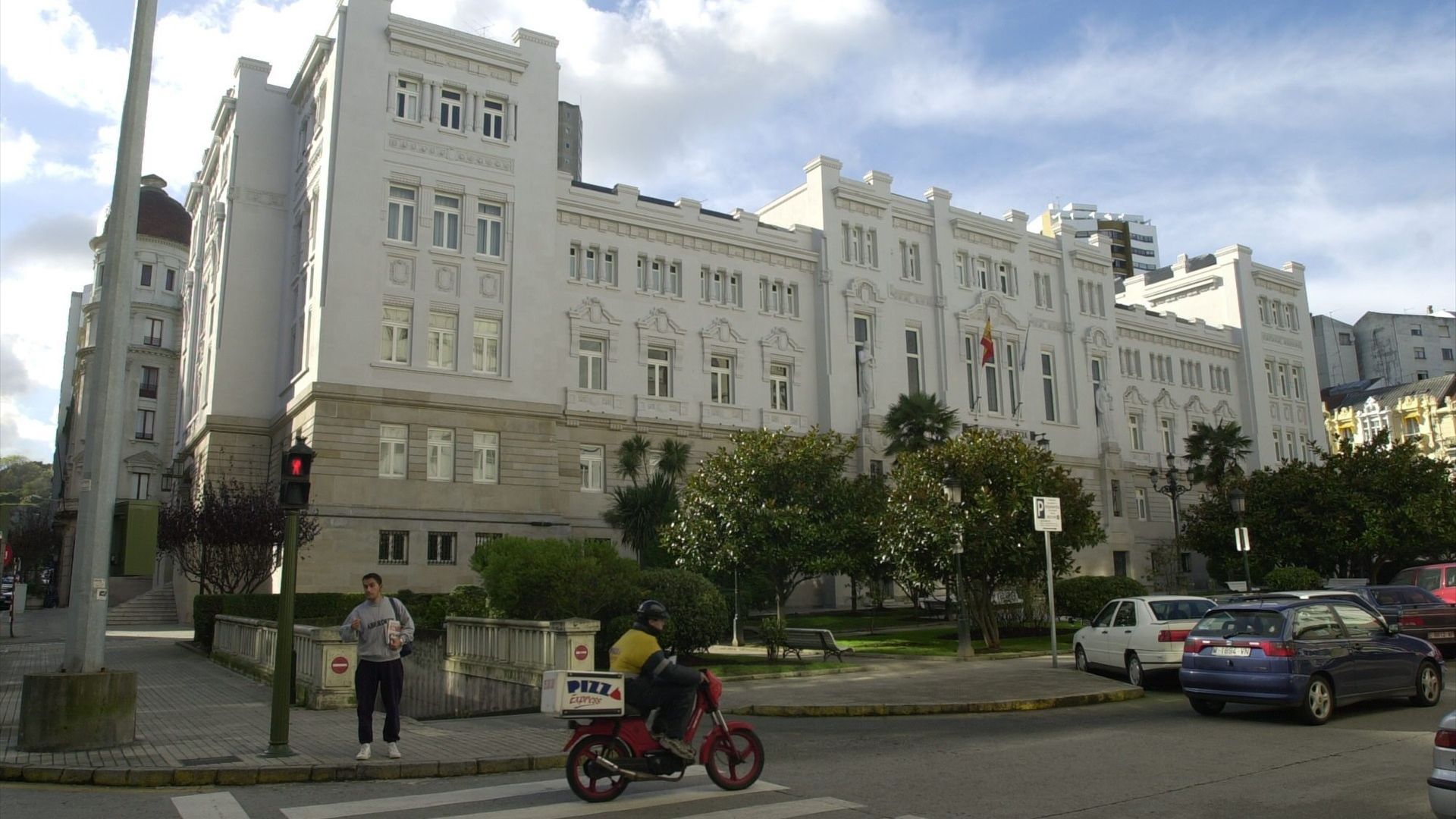 Declaran improcedente el despido de una trabajadora encargada del cuidado de un piso de menores donde se produjo una violación