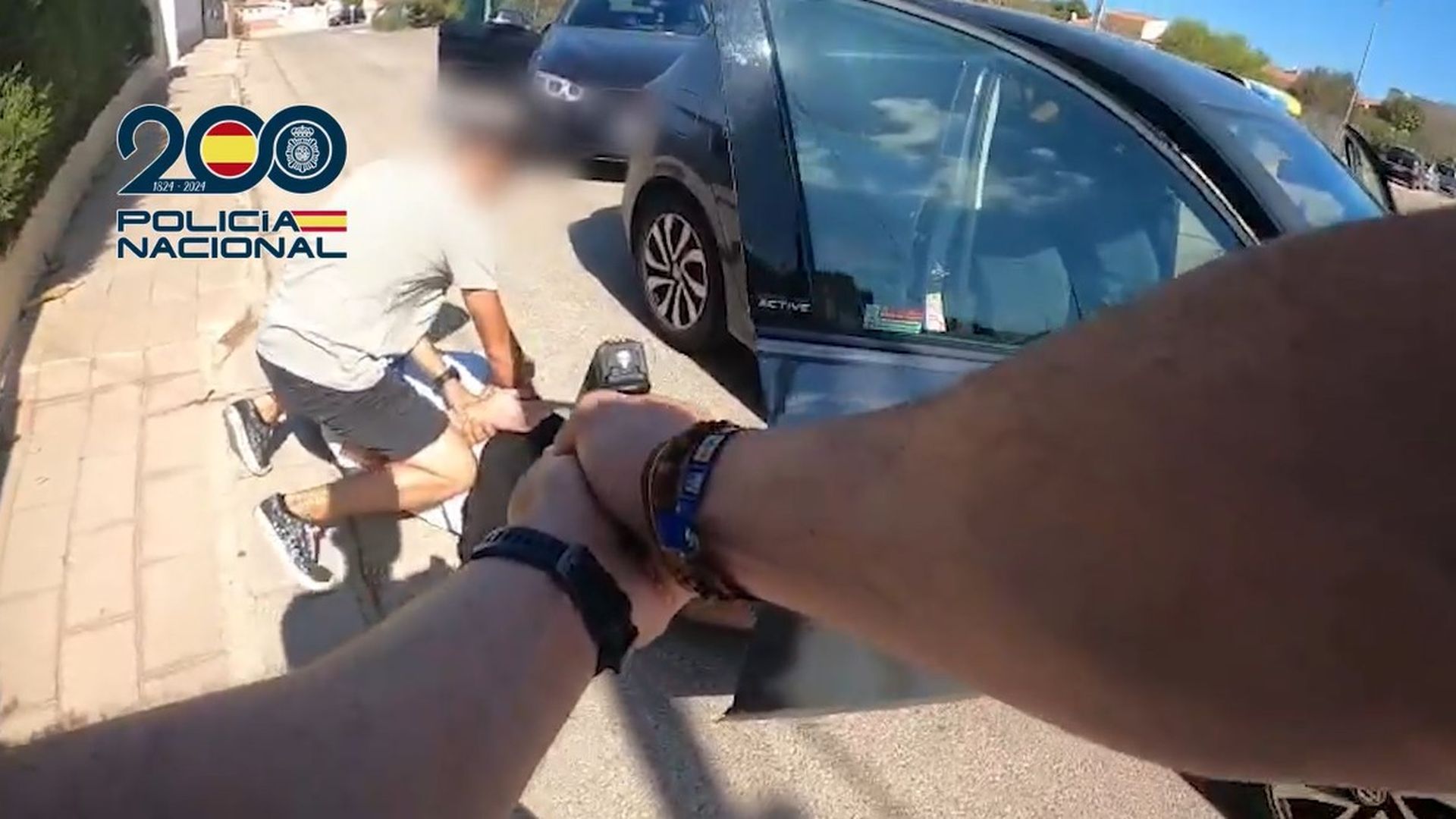 La Policía Nacional detiene en Alicante a dos fugitivos buscados por estafas y robos en domicilios en Alemania