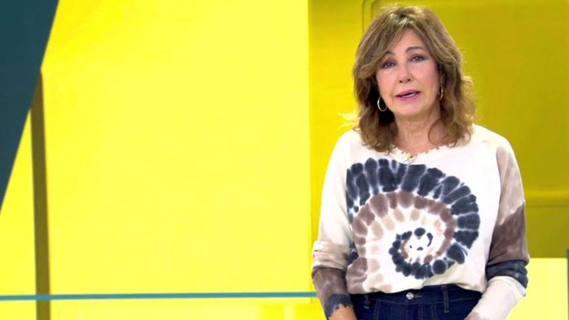 Ana Rosa: "Mientras se desangran con el problema de la vivienda, Nogueras hace temblar los cimientos de Moncloa"