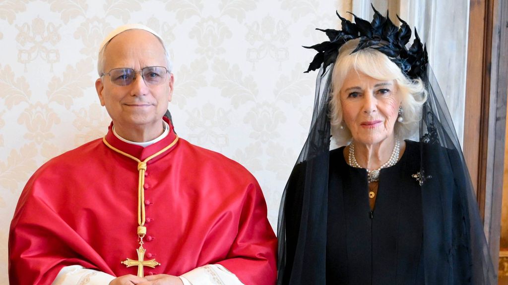 El papa León XIV y la reina Camilla