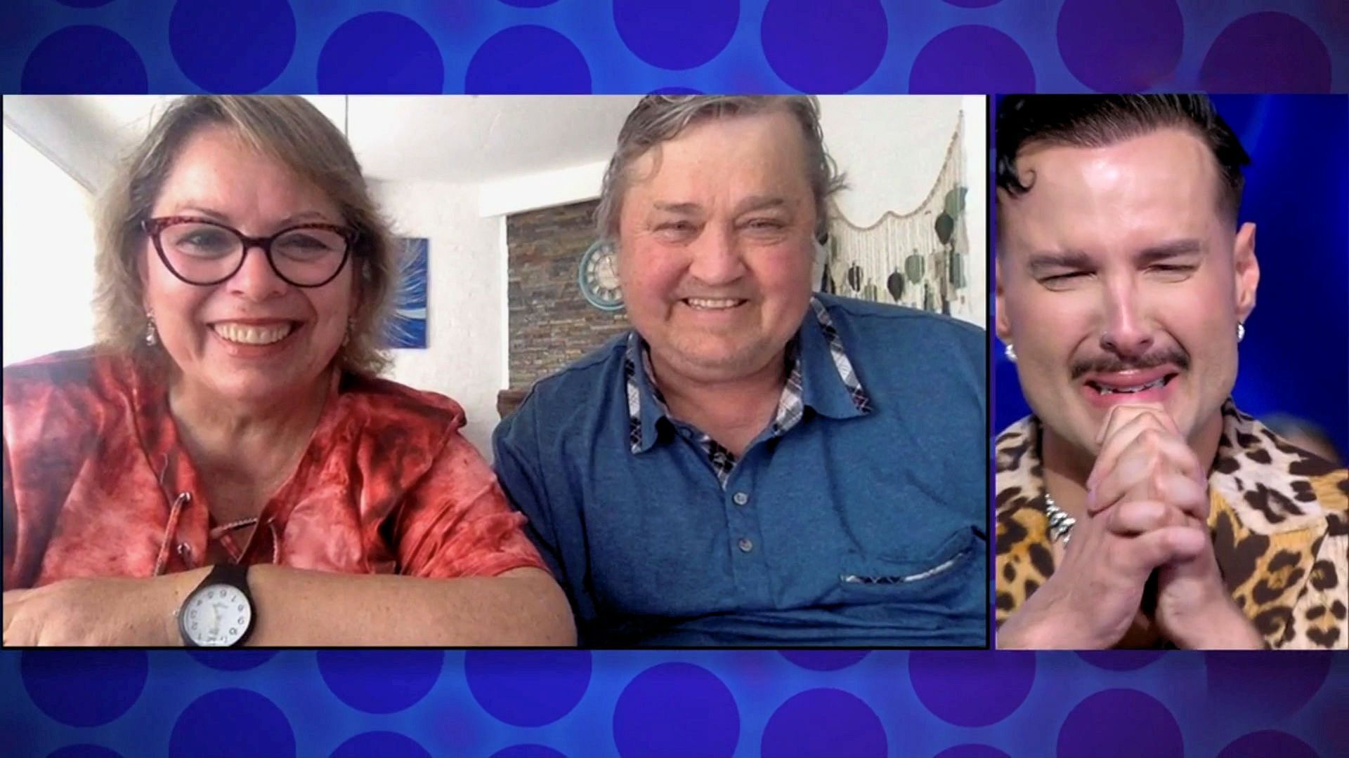 Los padres de Gustavo conectan desde Uruguay