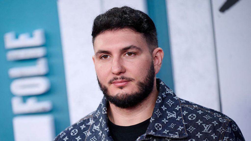 Así es Omar Jr., el hijo adolescente de Omar Montes: talento artístico y futbolero