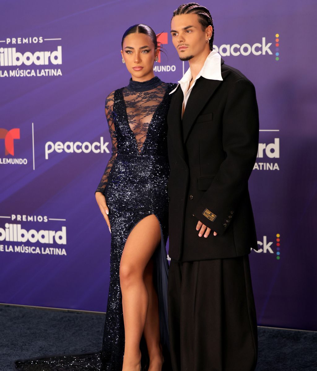 Abraham Mateo y su novia, la influencer Esty