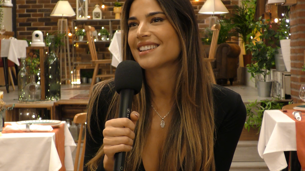 Lidia Santos admite que está soltera: "Me gustaría tener una cita en First Dates" - First Dates - Exclusivo web 24/10/2025