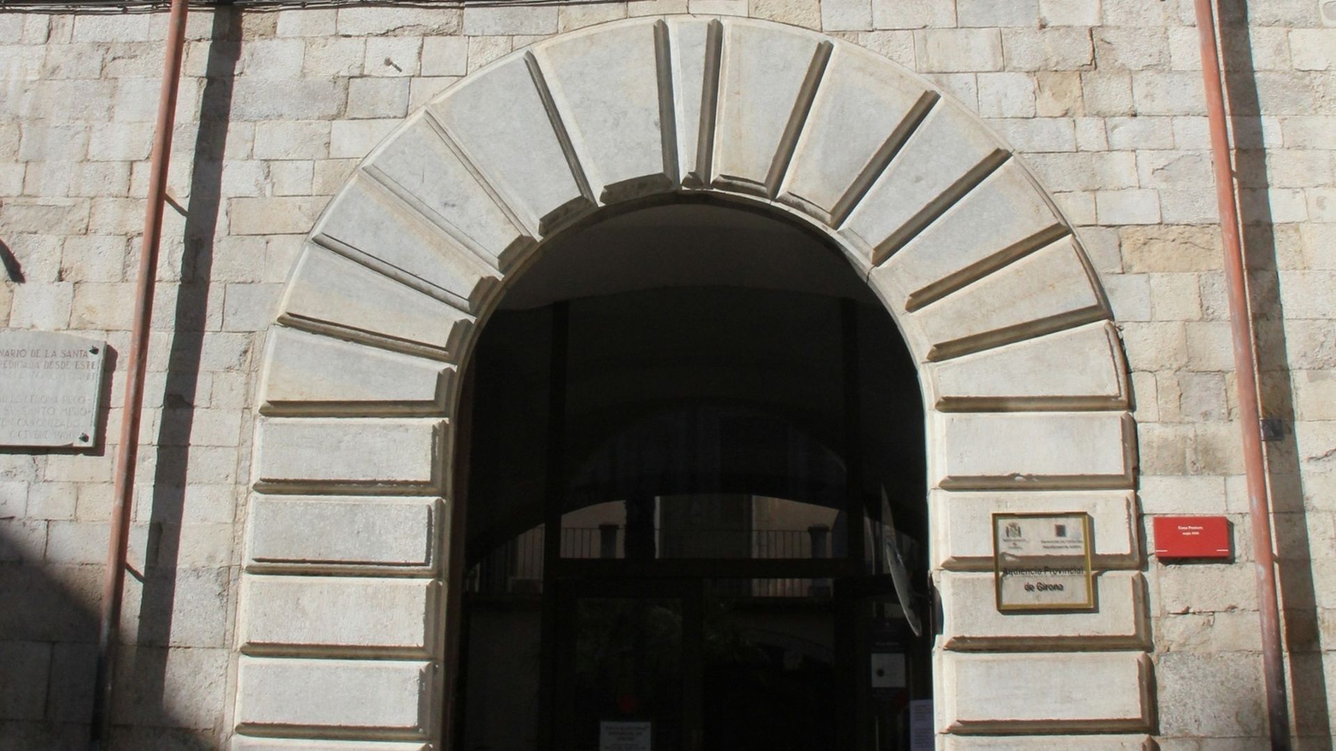 Declarado culpable el hombre que agredió sexualmente, maltrató y asesinó a su pareja en Girona: le causó más de 130 heridas