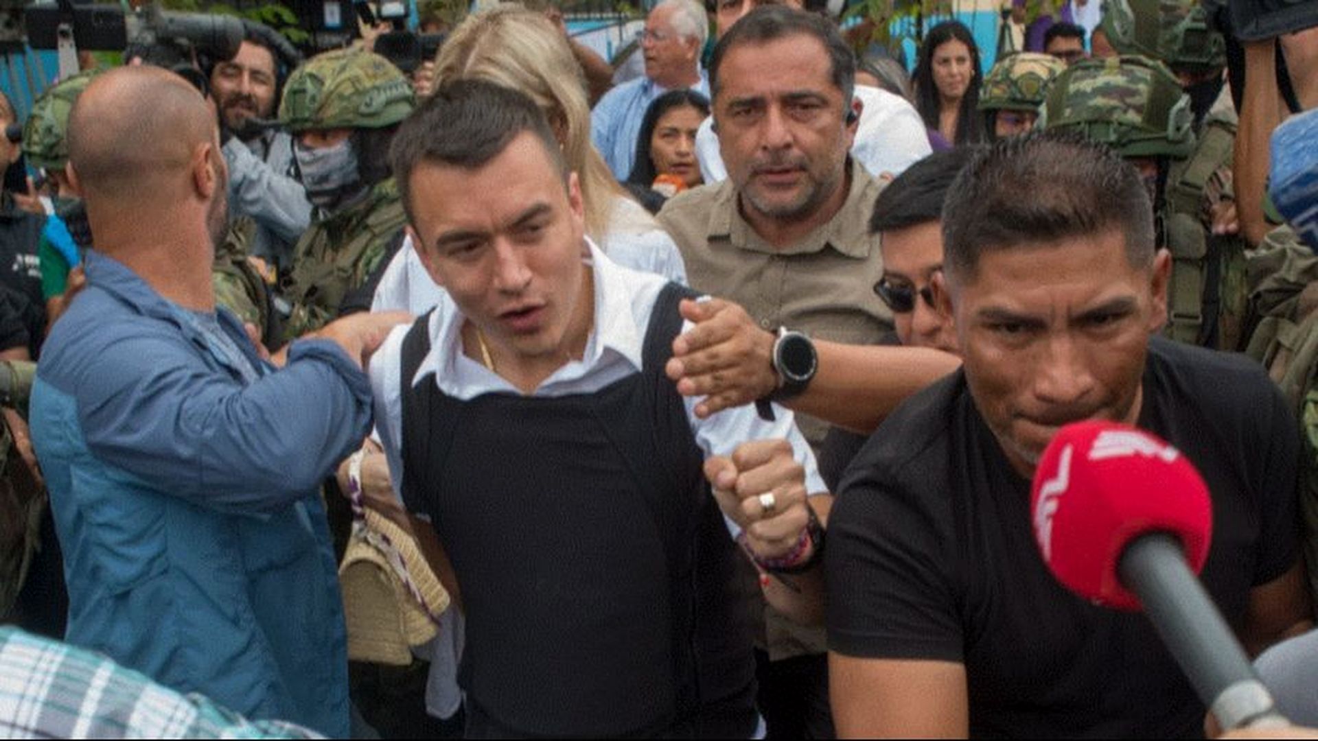 El presidente Daniel Noboa en la pasada jornada electoral