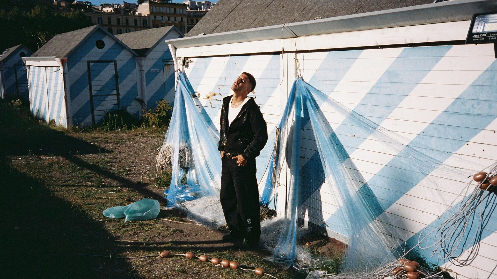 Enol en 'Tutto passa'