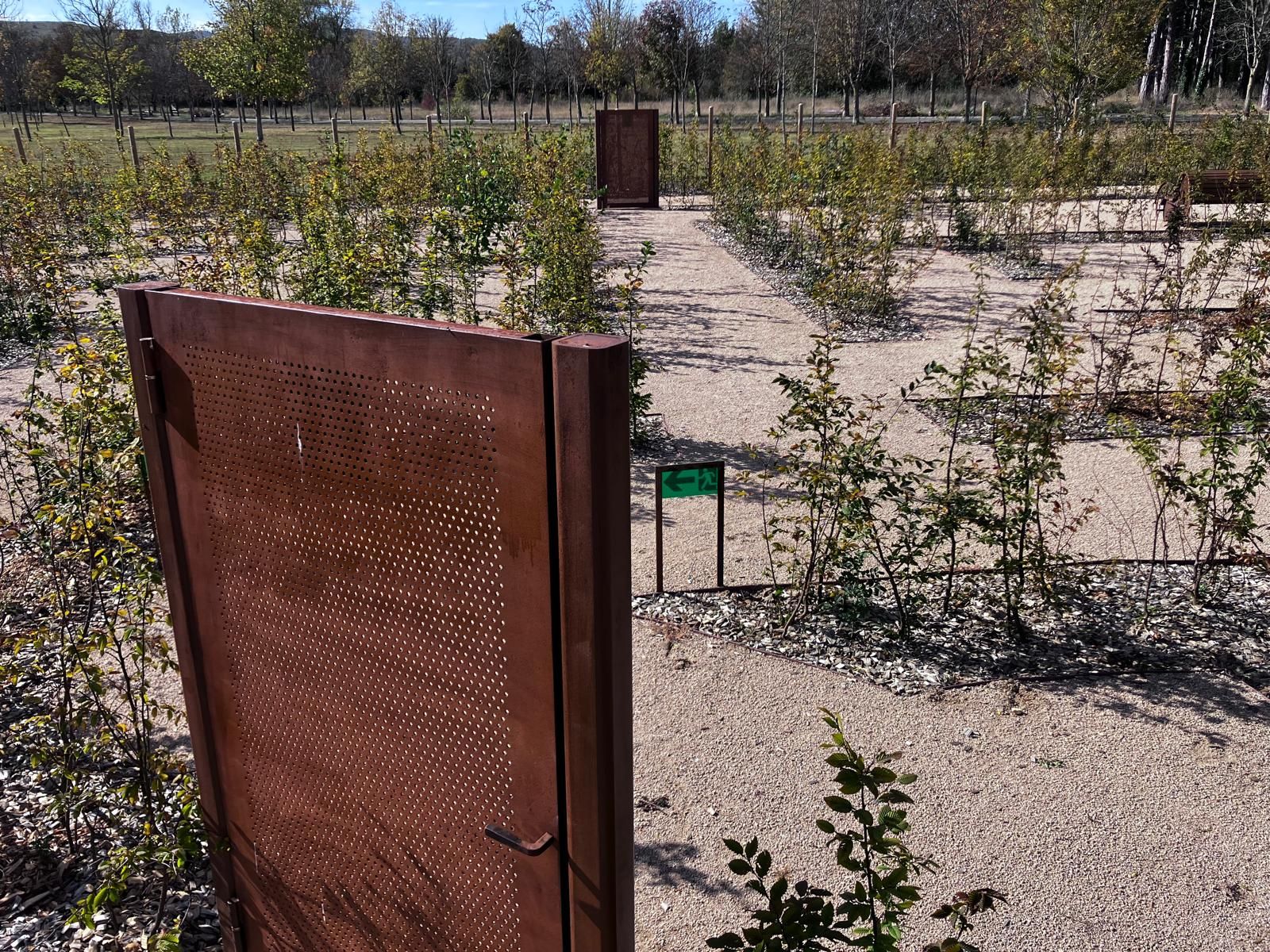 Este viernes se ha celebrado la inauguración del laberinto de Olarizu