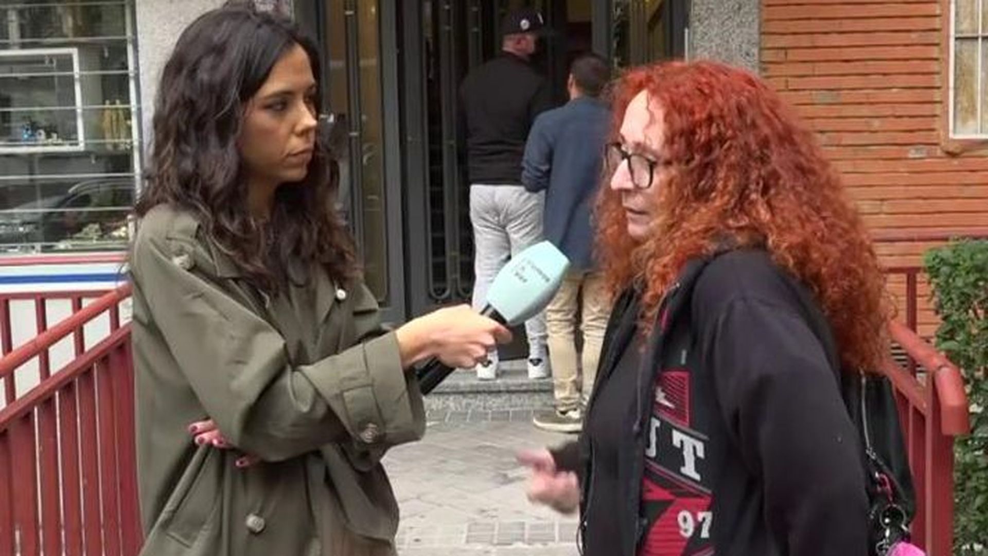 El hermano de uno de los presuntos ladrones de los relojes de Iker Casillas se 'cuelan' en el directo de 'Vamos a a ver'