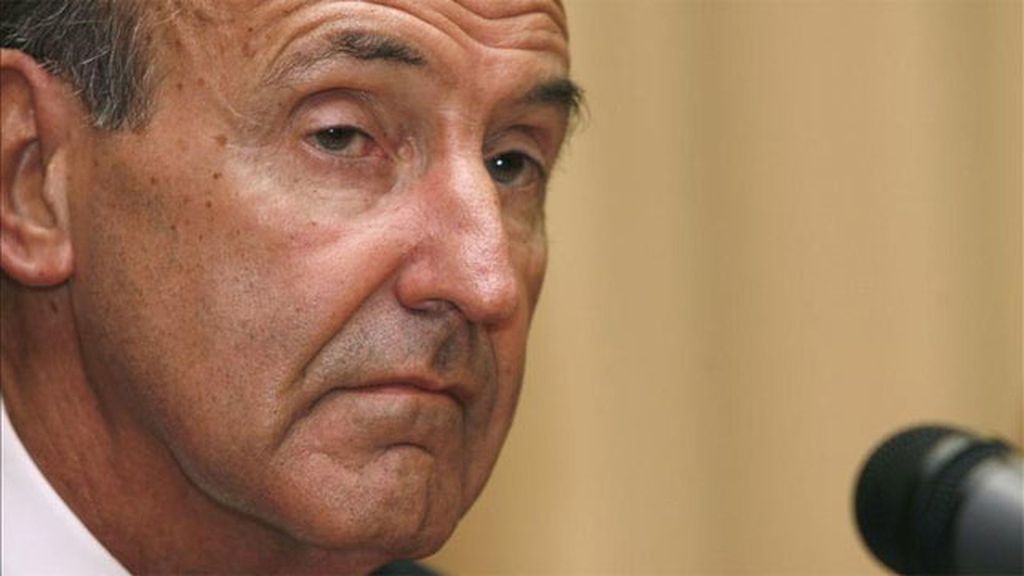 ¿Moción de censura instrumental con Miquel Roca de candidato? Los planes de Puigdemont