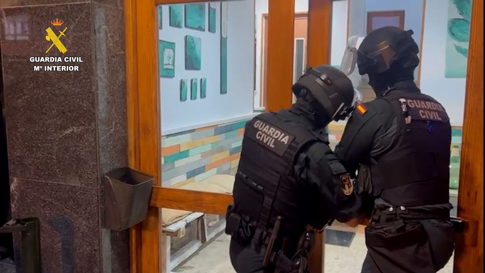 Detenidas en Torrelavega cuatro personas por más de 120 delitos de sextorsión