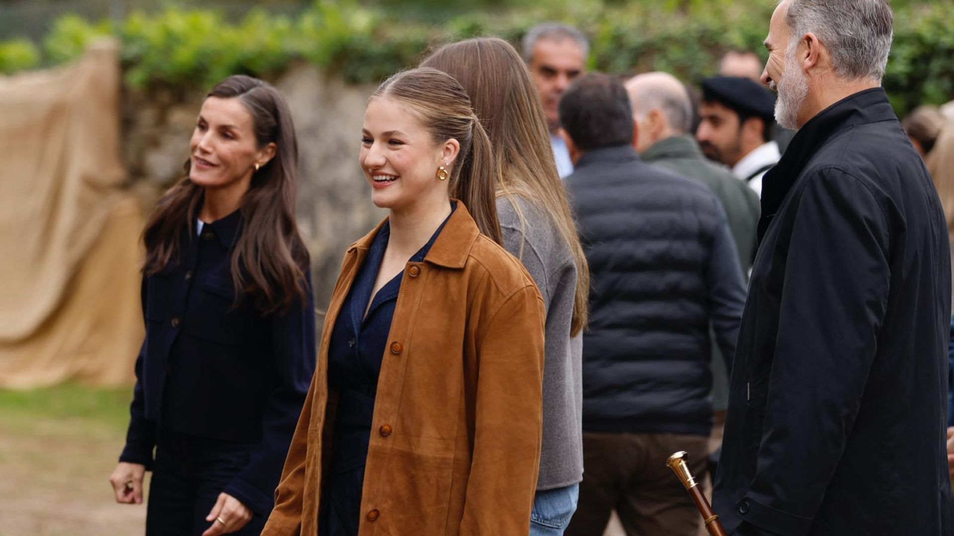 La divertida pedida de matrimonio a la princesa Leonor en su visita a Valdesoto: "¿Prestaría interés por casar con un buen galán asturiano?"