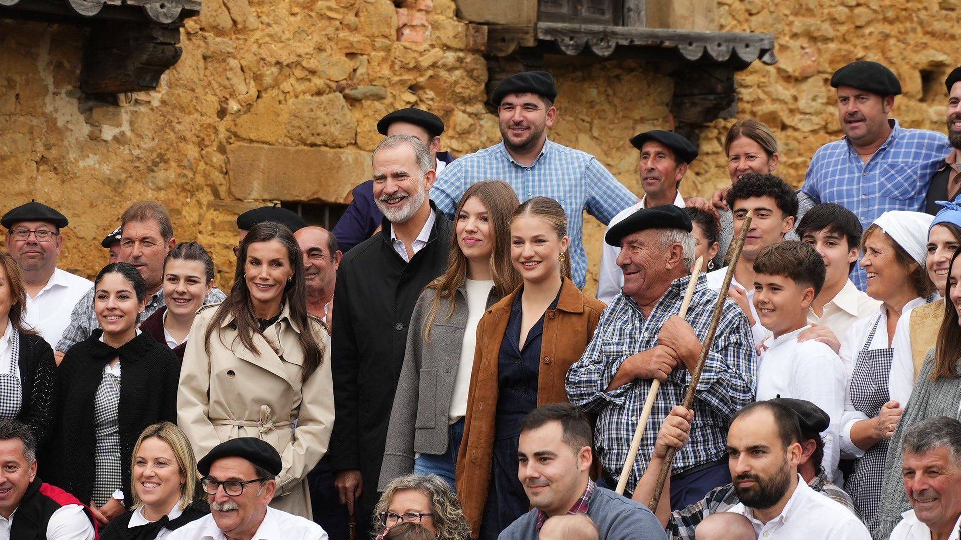 La Familia Real llega a Valdesoto para entregar el Premio al Pueblo Ejemplar 2025