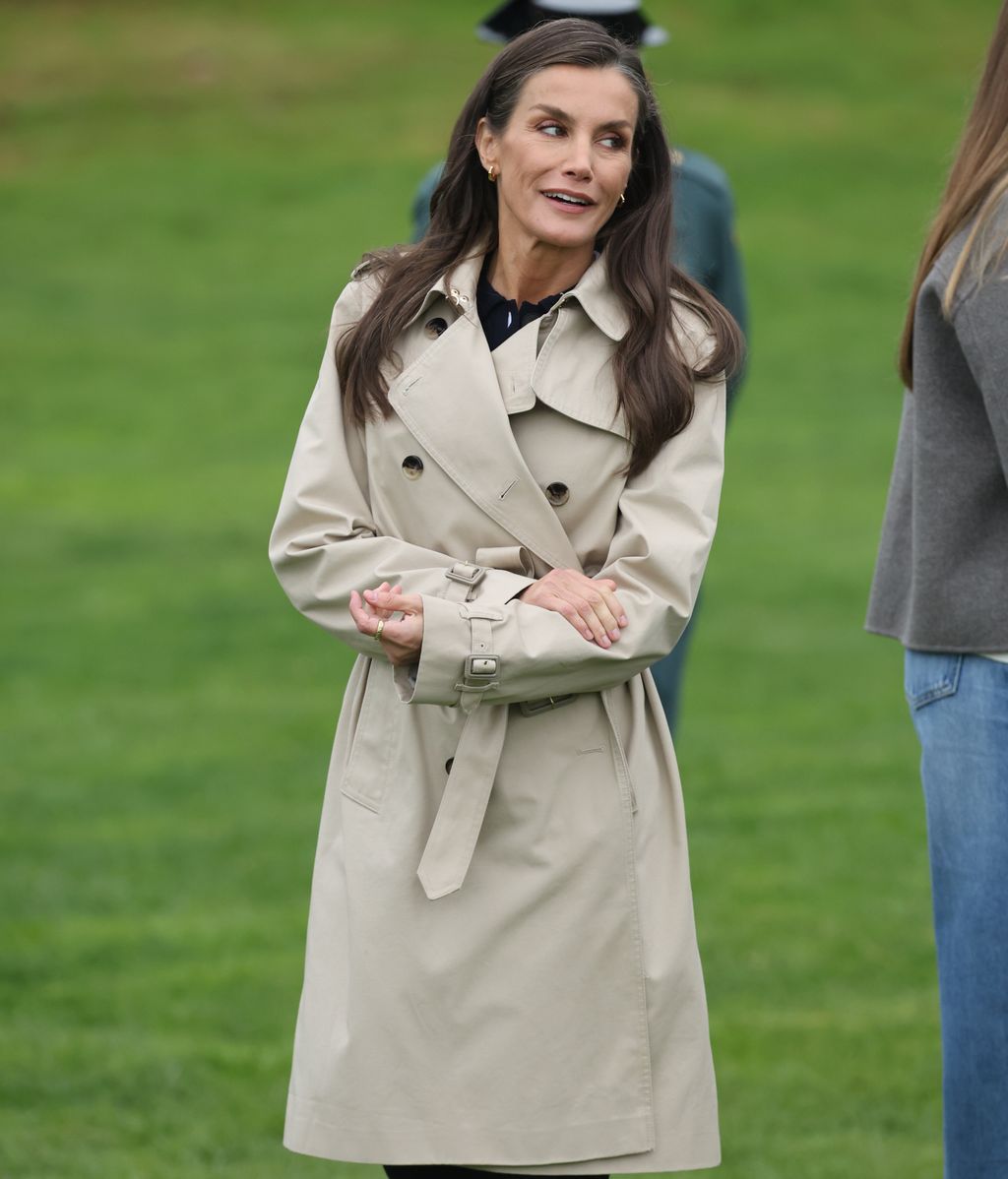 La reina Letizia durante el acto de entrega del premio al Pueblo Ejemplar de Asturias 2025