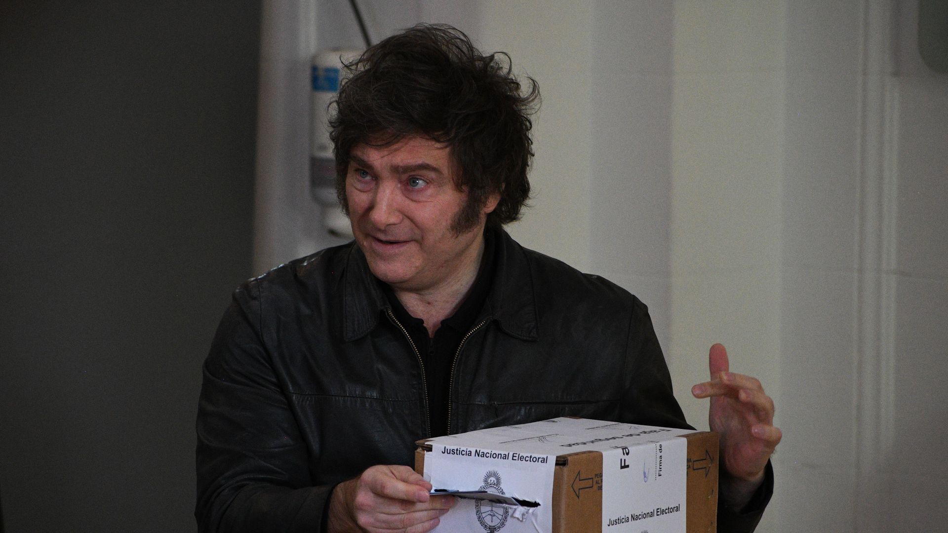 Argentina celebra legislativas clave para la gobernabilidad de Milei