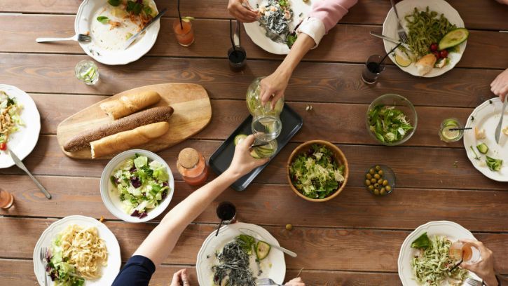 Dieta variada con mucho verde y proteína, es fundamental