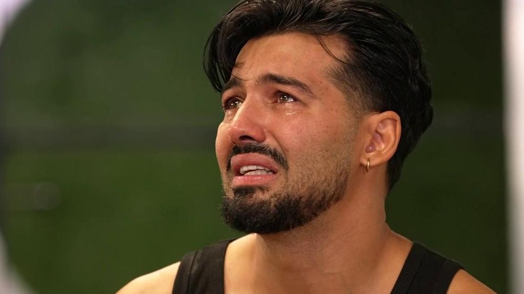 Jorge González llora al hablar de acoso escolar