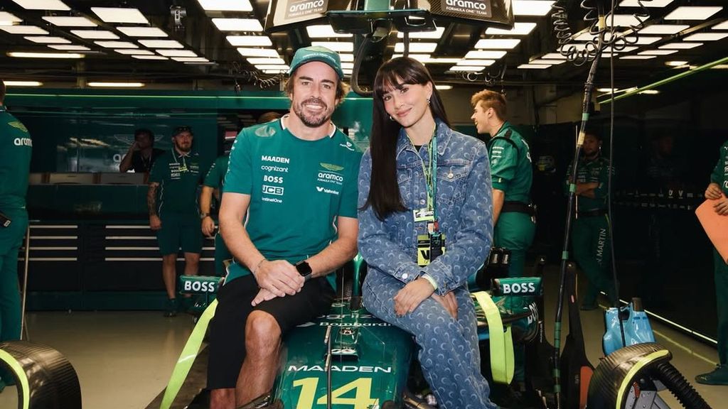 Aitana, con Fernando Alonso