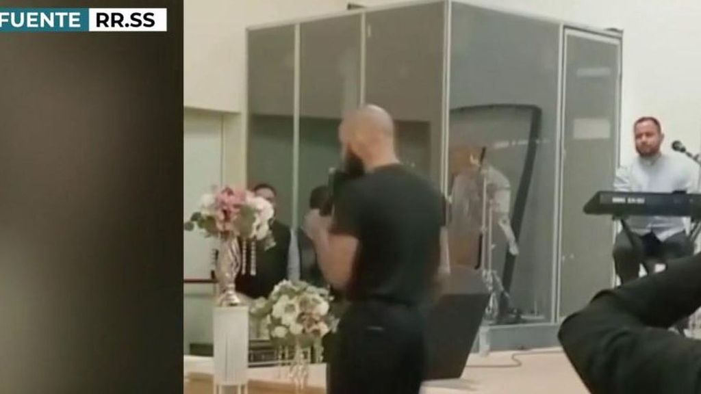 El cambio radical de Dani Alves: de futbolista a predicador en una iglesia de Girona