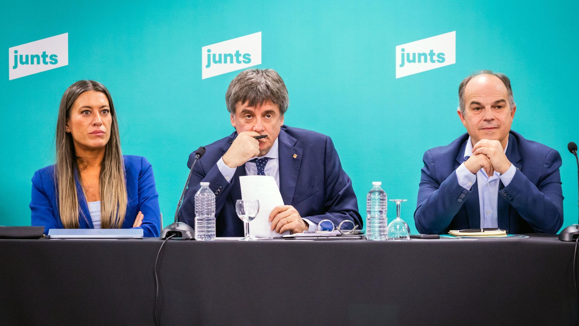 La ejecutiva de JxCat decide por unanimidad romper sus acuerdos con el PSOE