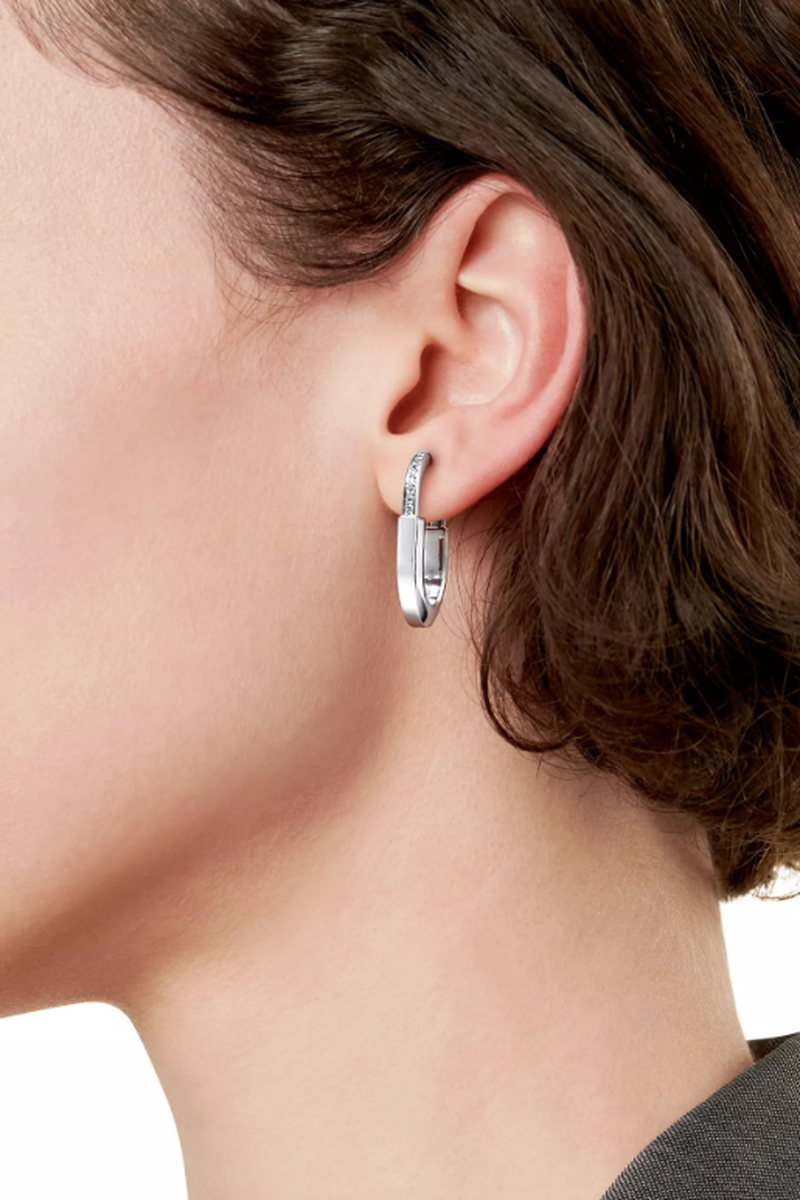 Pendientes en forma de aro ovalado