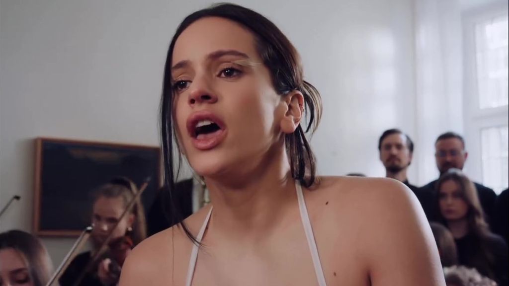 Rosalía, en el videoclip de 'Berghain'