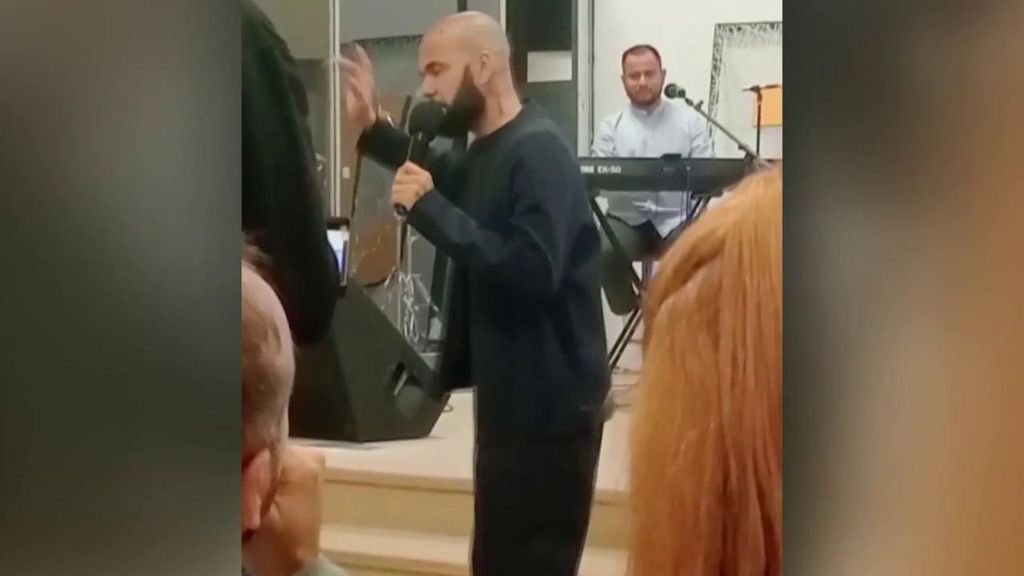 Dani Alves se convierte en influencer cristiano y se autodenomina "discípulo de Cristo Jesús": "Hay que tener fe, yo soy la prueba de eso"