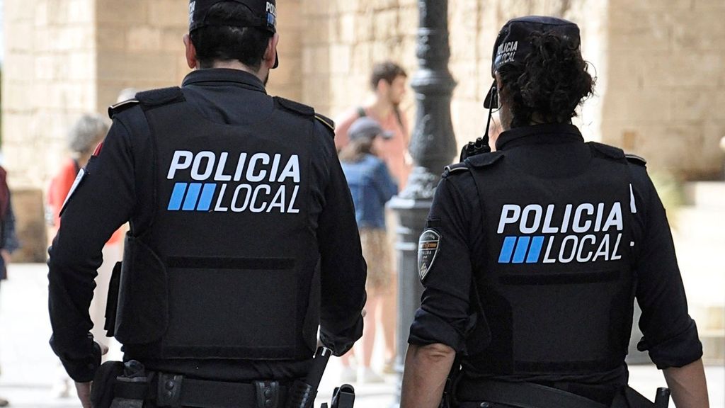 Dos policías locales de Tenerife confiesan haberse quedado 80.000 euros de multas y son condenados a dos años de cárcel