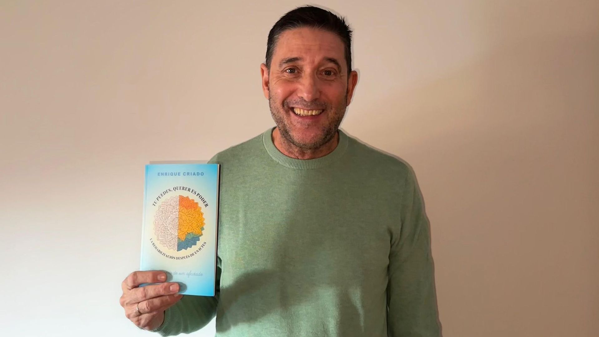 Enrique Criado, autor de ‘Tú puedes, querer es poder’, comparte en su libro su experiencia tras sufrir un ictus y ofrece orientación y esperanza a pacientes y familiares