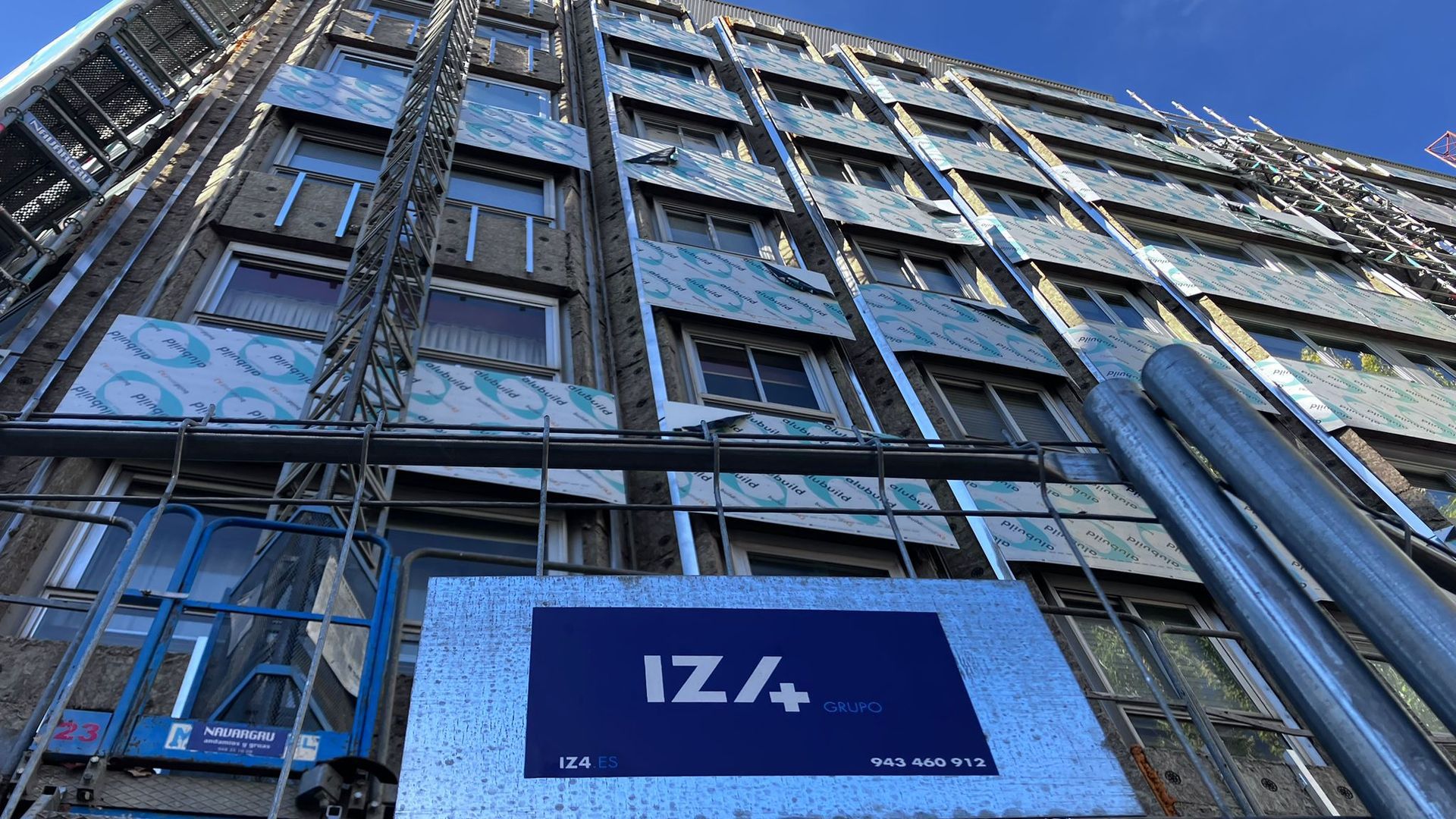 Entre las reformas que ha dejado a medias está la del Edificio Panticosa de Vitoria