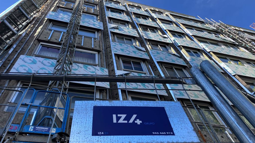 Entre las reformas que ha dejado a medias está la del Edificio Panticosa de Vitoria