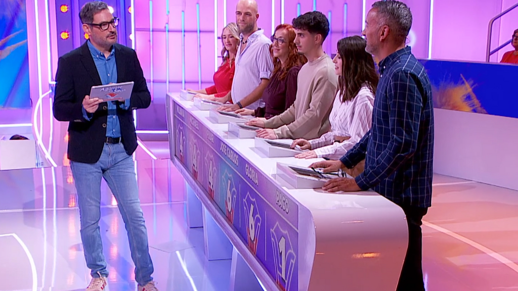 Eugeni Alemany se queda impactado con el nivel de bronceado de un concursante: "¿Cuál es tu secreto?"