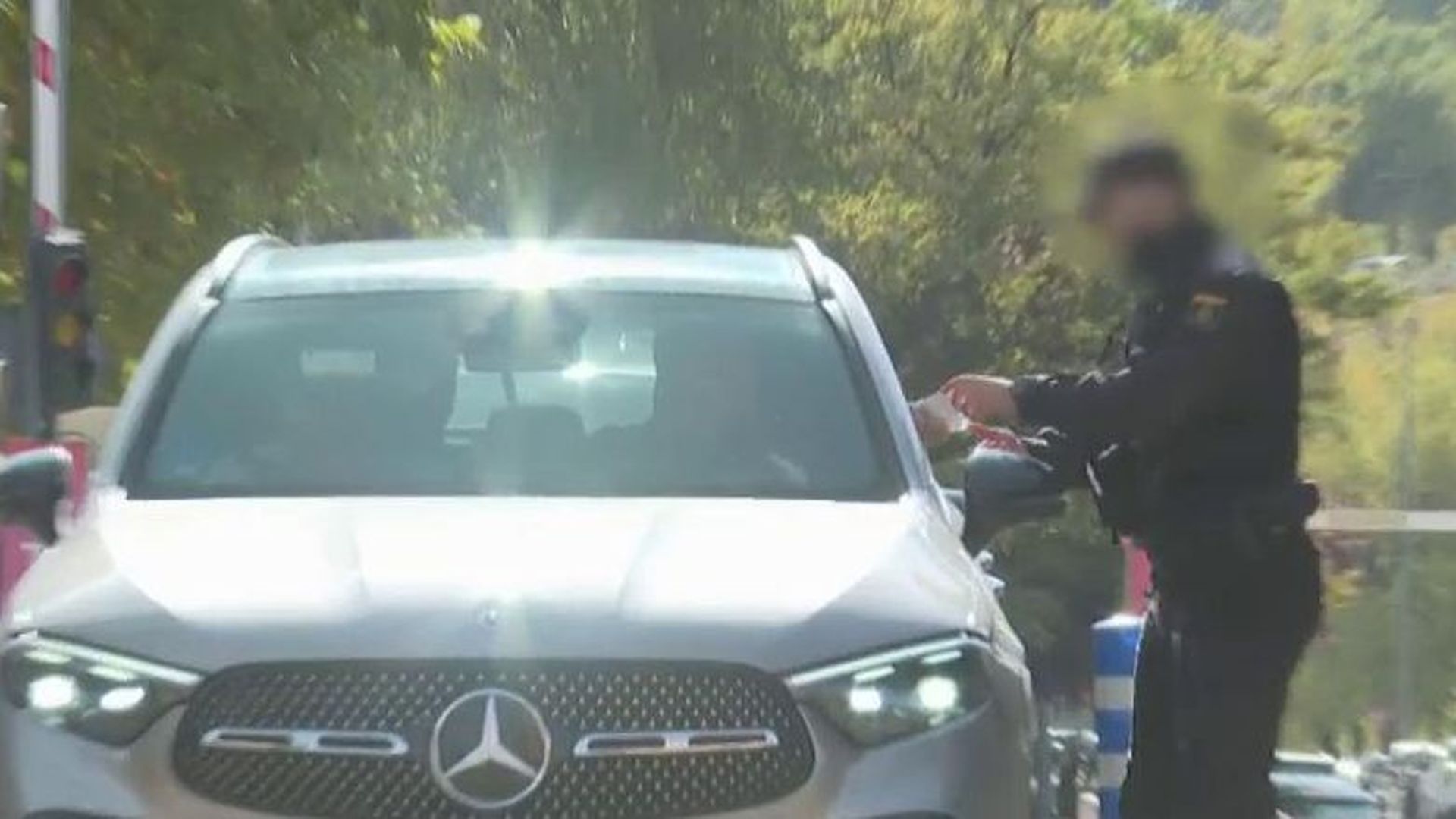 Exclusiva Primeras imágenes de Iker Casillas tras el robo en su casa saliendo de la comisaría