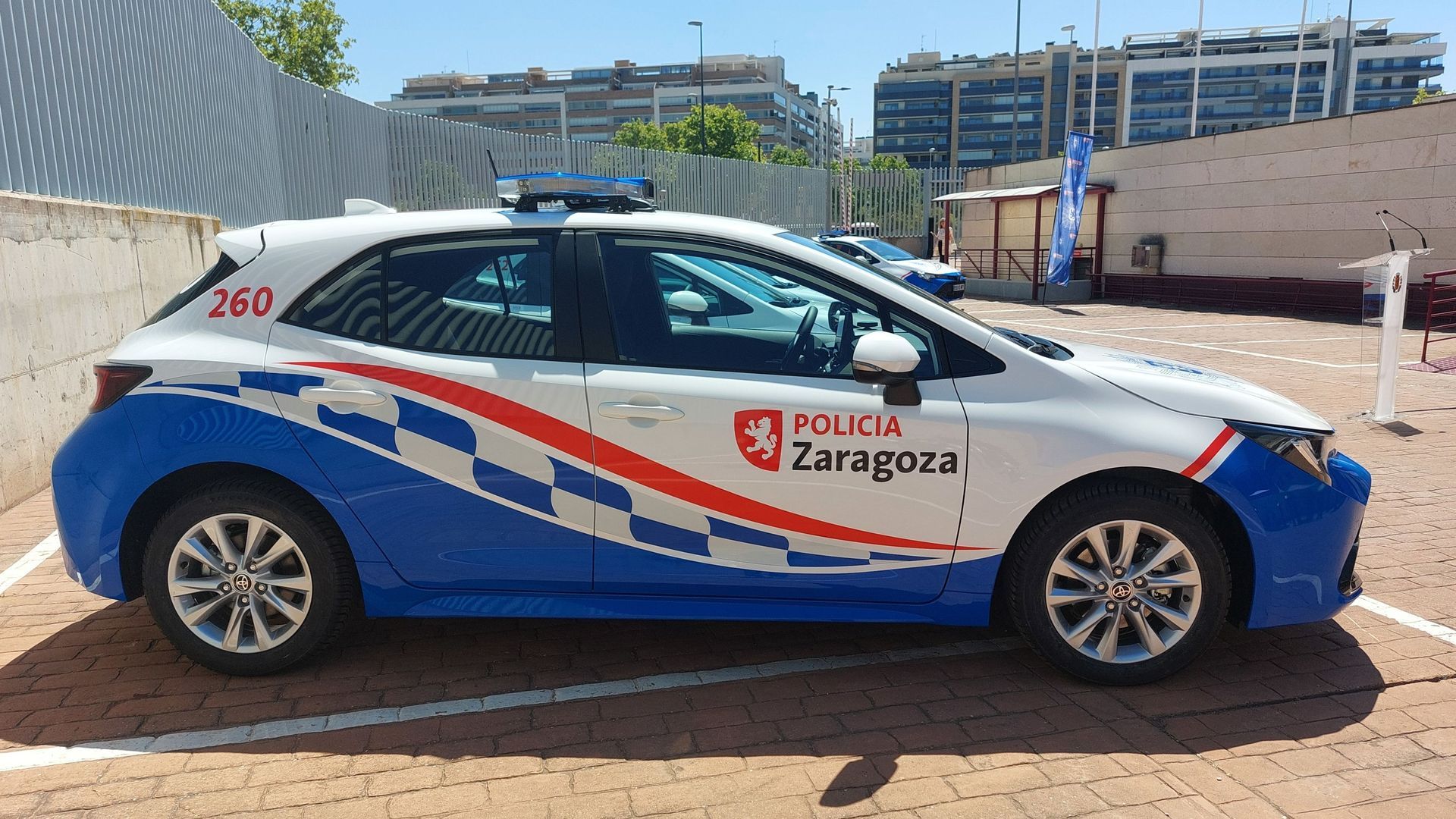 Imagen de archivo de un coche de la Policía Local de Zaragoza