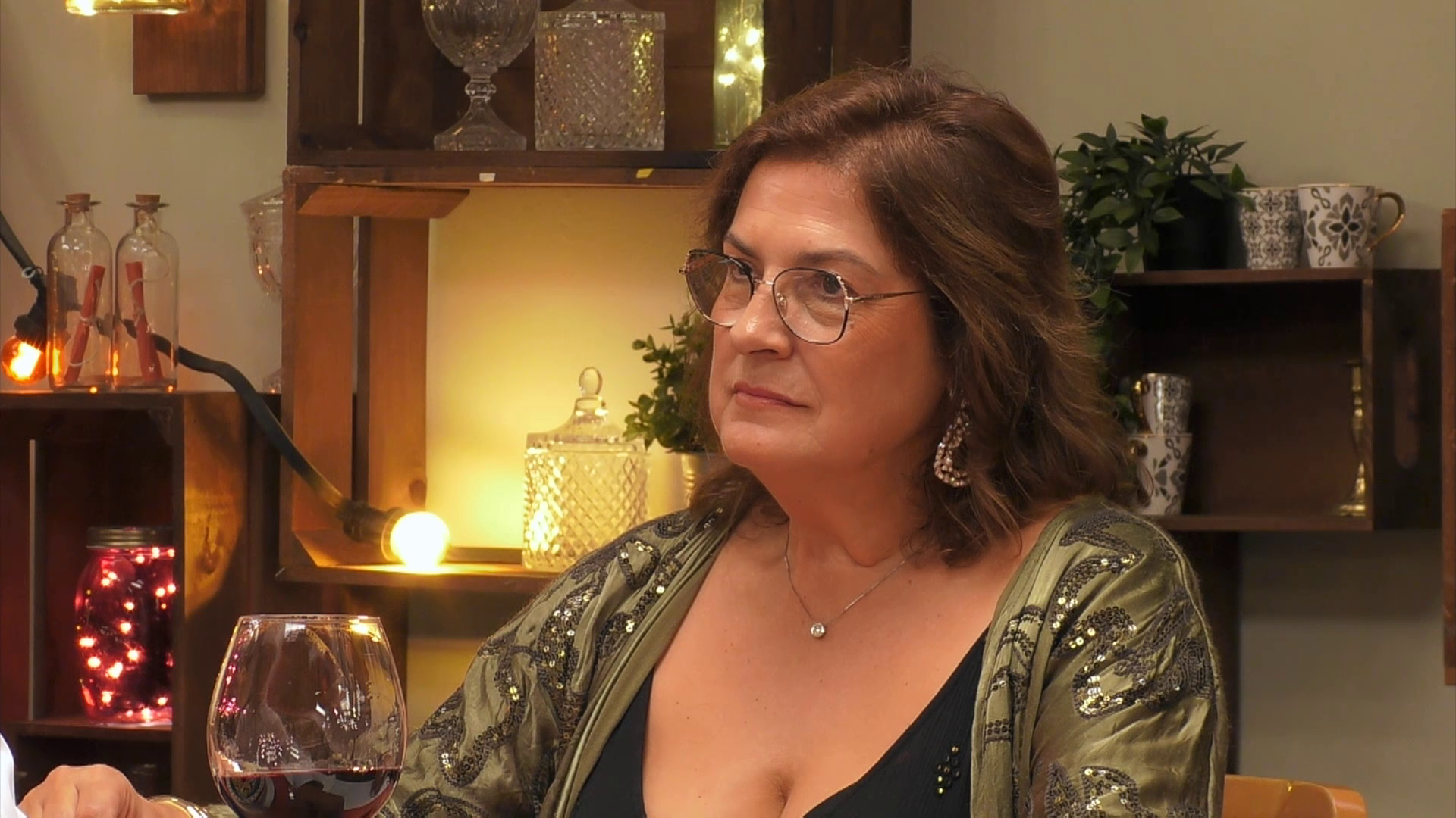 La reacción de una soltera de 'First dates' a los hobbies de su cita: "Me aburro como una ostra"