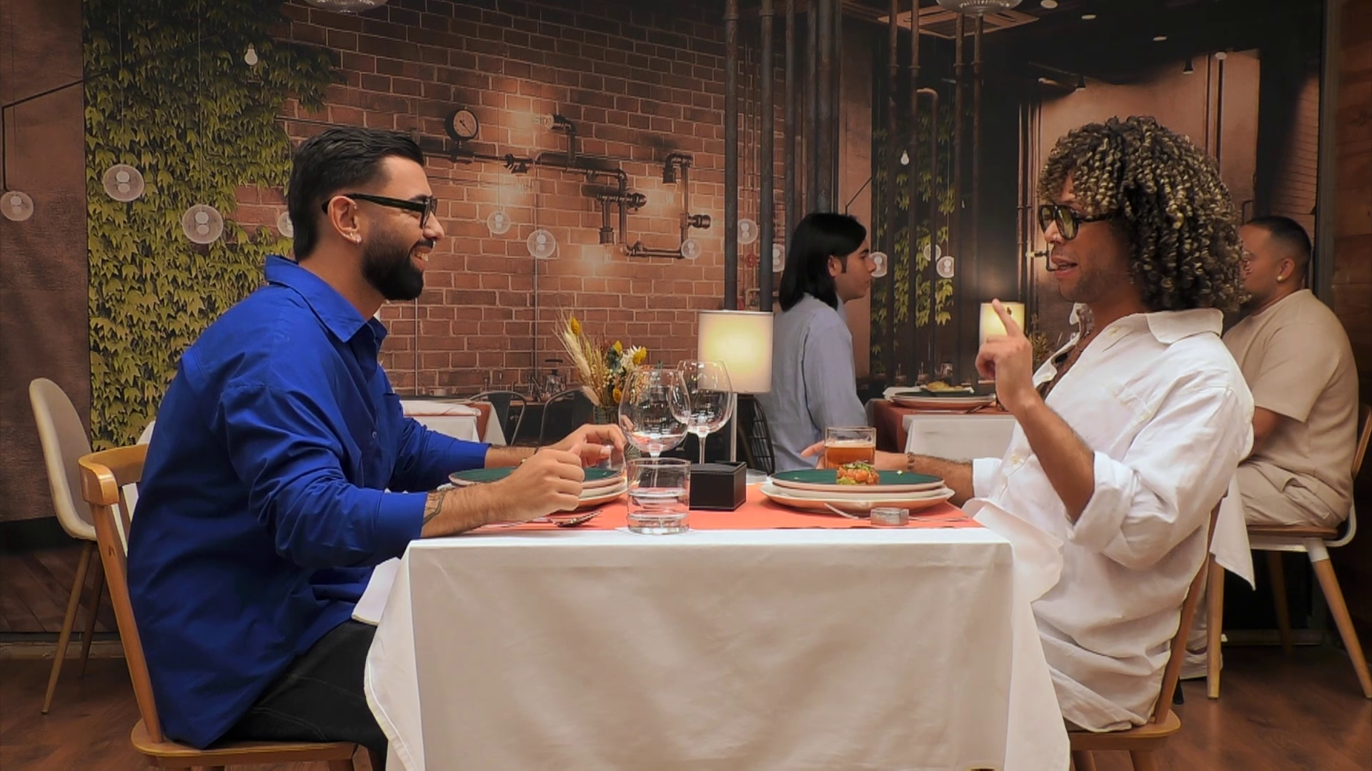 Un soltero de 'First dates' se queda a cuadros con la edad que le ha echado su cita: "¡Qué ofensivo!"