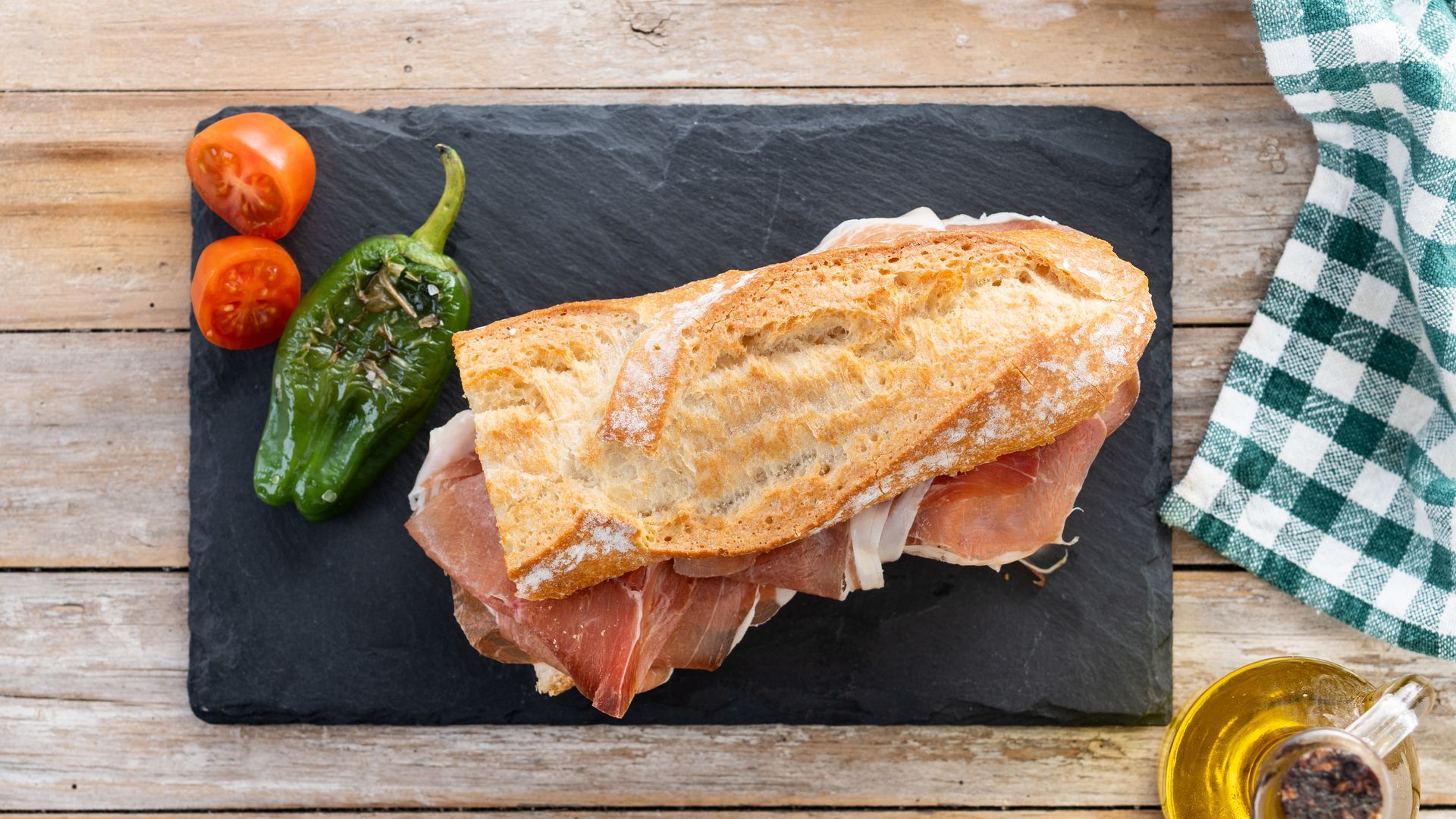 Bocadillo de jamón