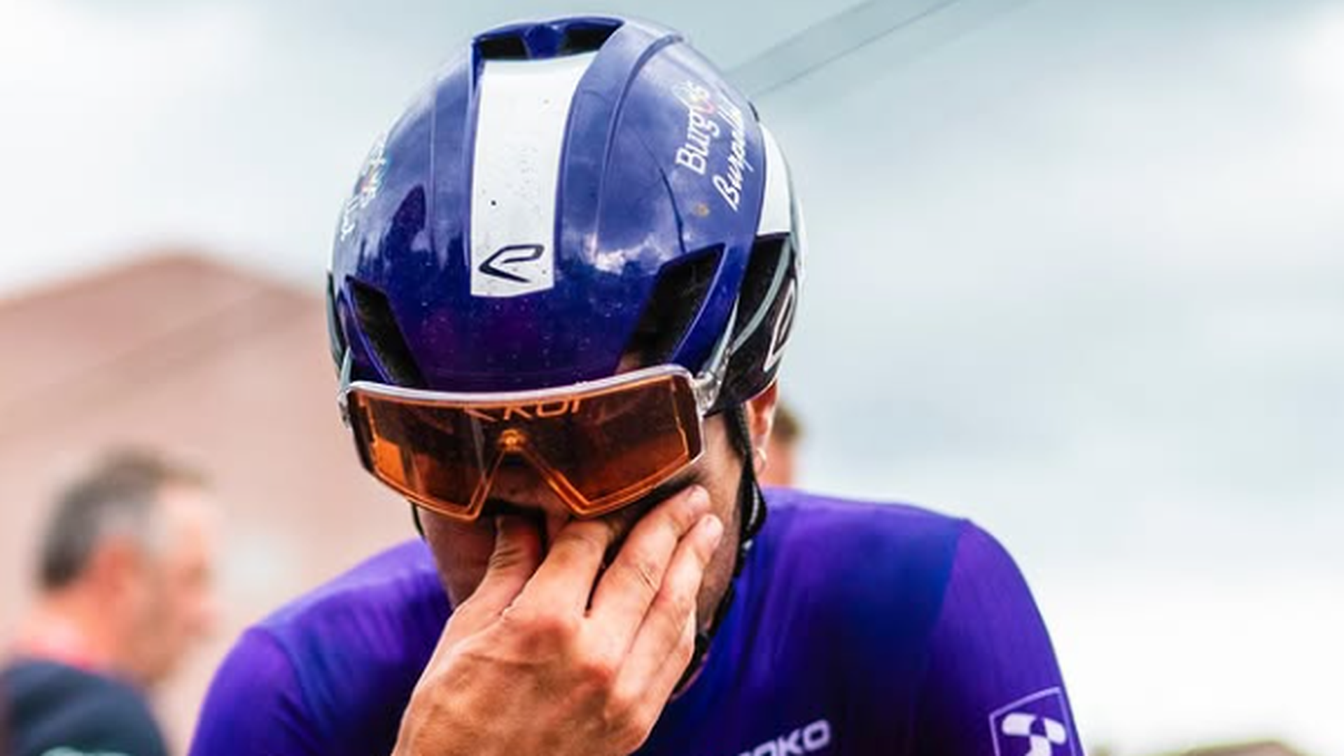 El ciclista español Mario Aparicio es expulsado de China y vetado de por vida: todo comenzó con una broma en rede sociales