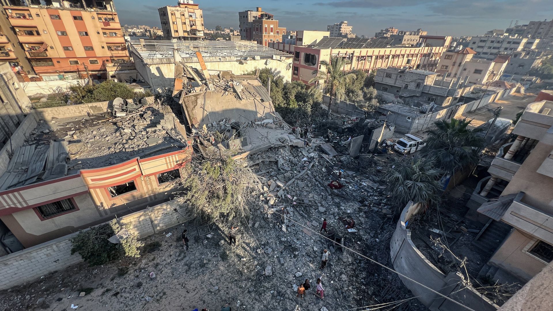 Hamás ha admitido que los retrasos en la entrega de cadáveres se deben a las dificultades en la búsqueda y recuperación de los cuerpos