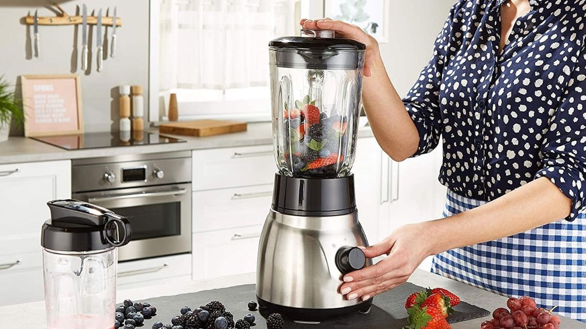 Potencia, comodidad y todo en uno con la batidora de vaso Russell Hobbs 2 en 1 ¡por solo 49€!