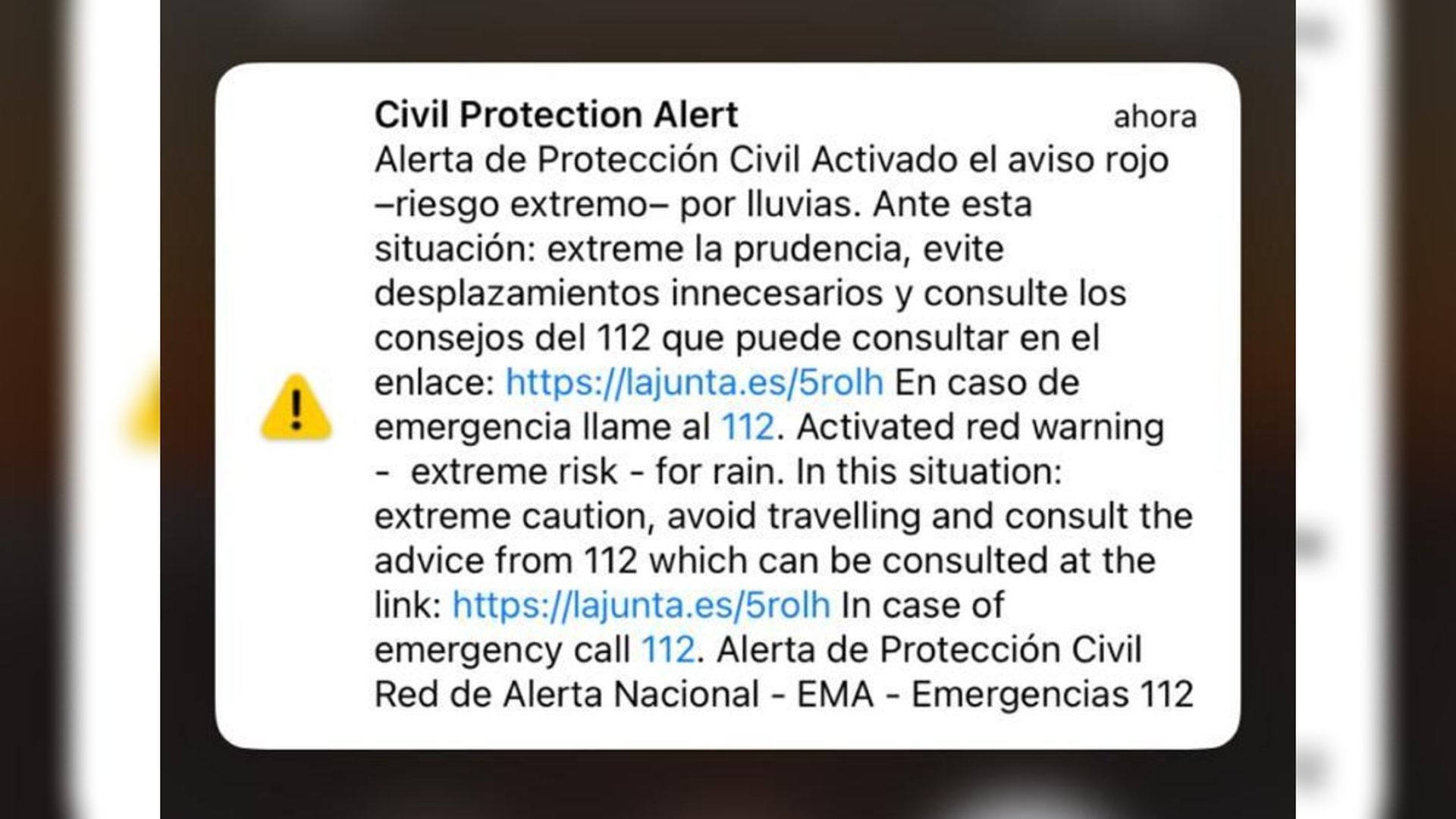 Protección Civil envía un aviso de emergencia a los móviles por "riesgo extremo" por lluvias