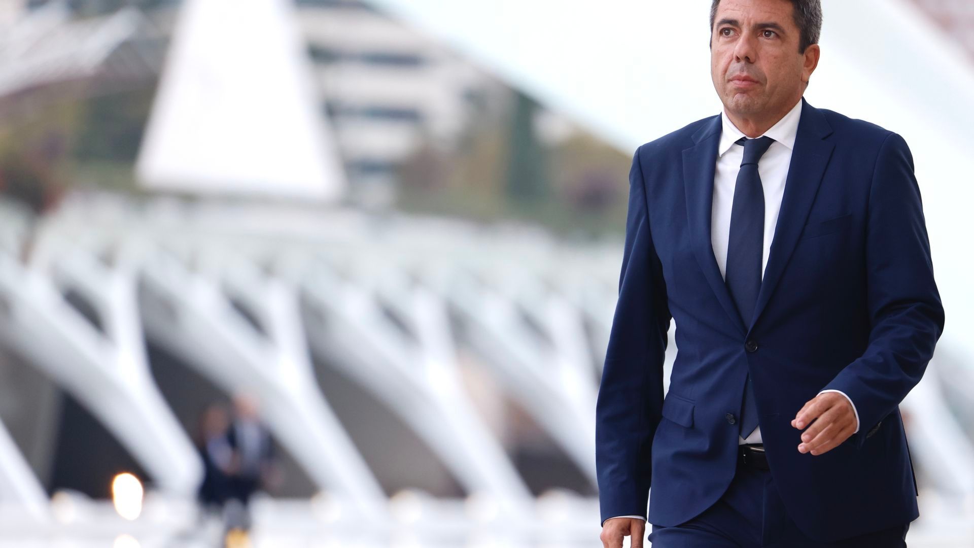 Carlos Mazón, a su llegada al homenaje a las víctimas de la DANA en Valencia