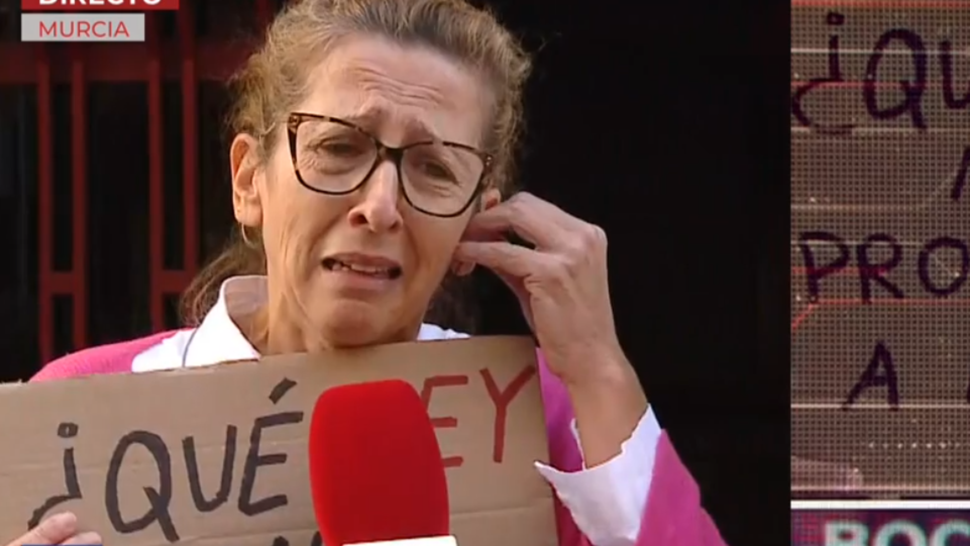 El llamamiento desesperado de Ana, al límite por culpa de su okupa: "¿A mí quién me ayuda y me protege?" El llamamiento desesperado de Ana, al límite por culpa de su okupa: "¿A mí quién me ayuda y me protege?"