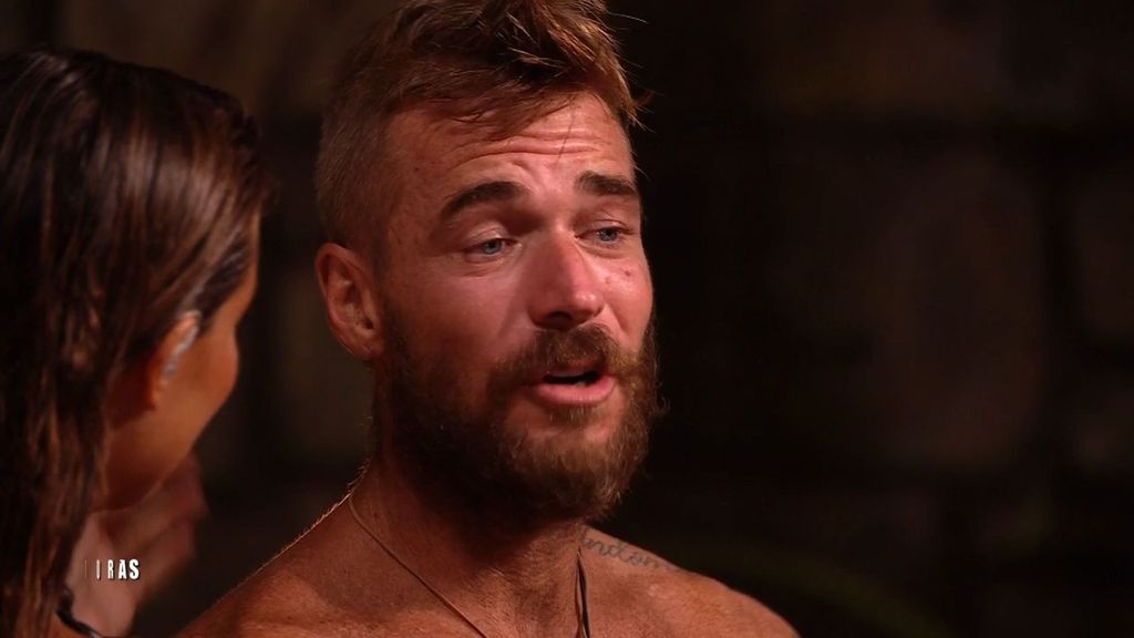 Tony Spina, emocionado hasta las lágrimas tras convertirse en el cuarto finalista de 'Supervivientes All Stars': "Me habéis cambiado la vida"