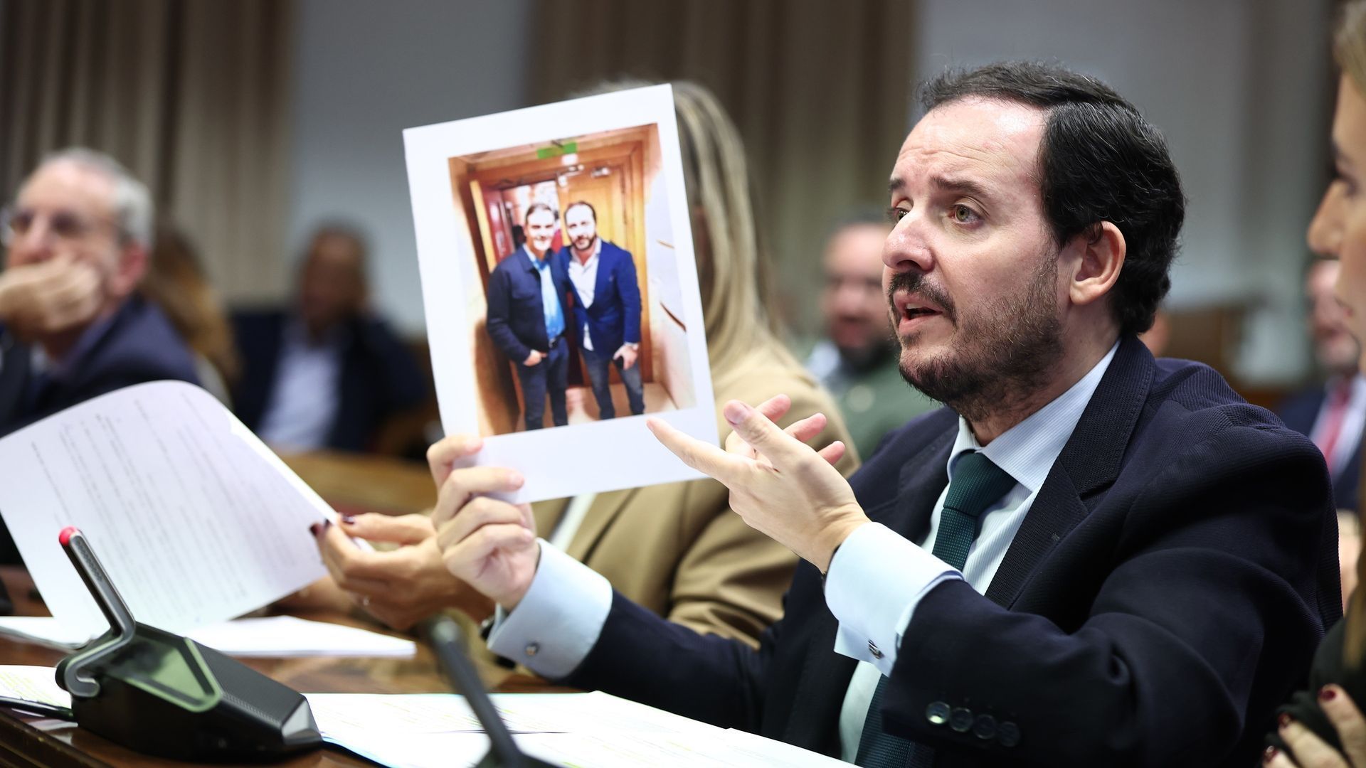 El senador del PP Alejo Joaquín Miranda durante la Comisión de Investigación sobre el 'caso Koldo', en el Senado